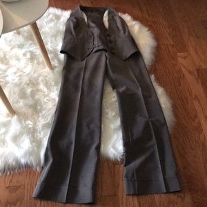 Pantsuit with a vest, size 3 junior, gray!
